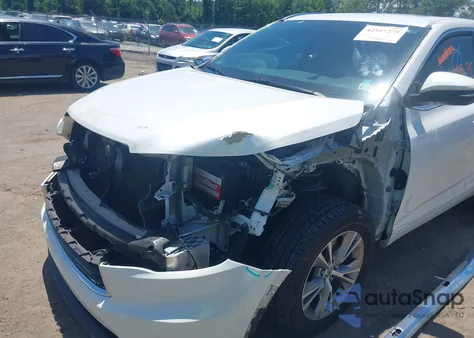 2015 Toyota Highlander Xle V6 from USA, damaged, VIN 5TDKKRFH1FS103759
